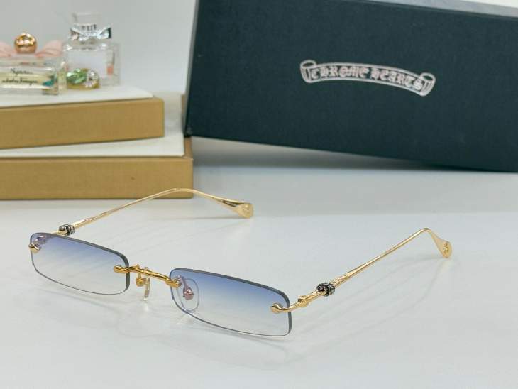 Picture of Chrome Hearts Sunglasses _SKUfw66527043fw
